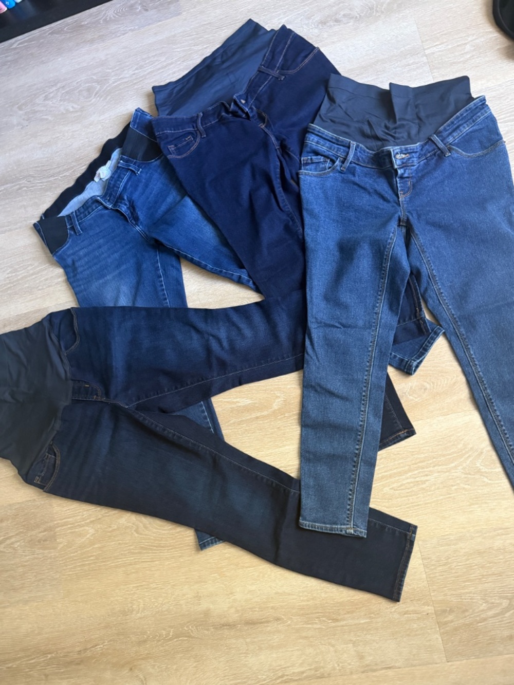 Old Navy + Isabel Maternity Full-Panel Maternity Jeans (4 Pair)